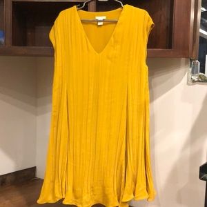 H&M pleated yellow dress